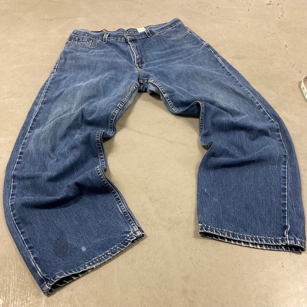 90s baggy paper tab Levi’s jeans 34x29